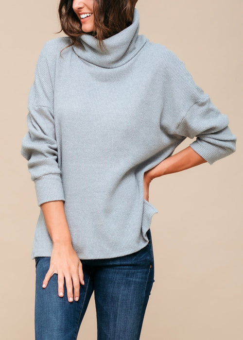 Women's Turtle Neck Ribbed Oversize Sweater Top